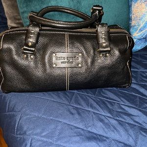 *PLEASE SEE ALL PICS* EUC Barrel Style Kate Spade Handbag w/Gold Hardware!!!